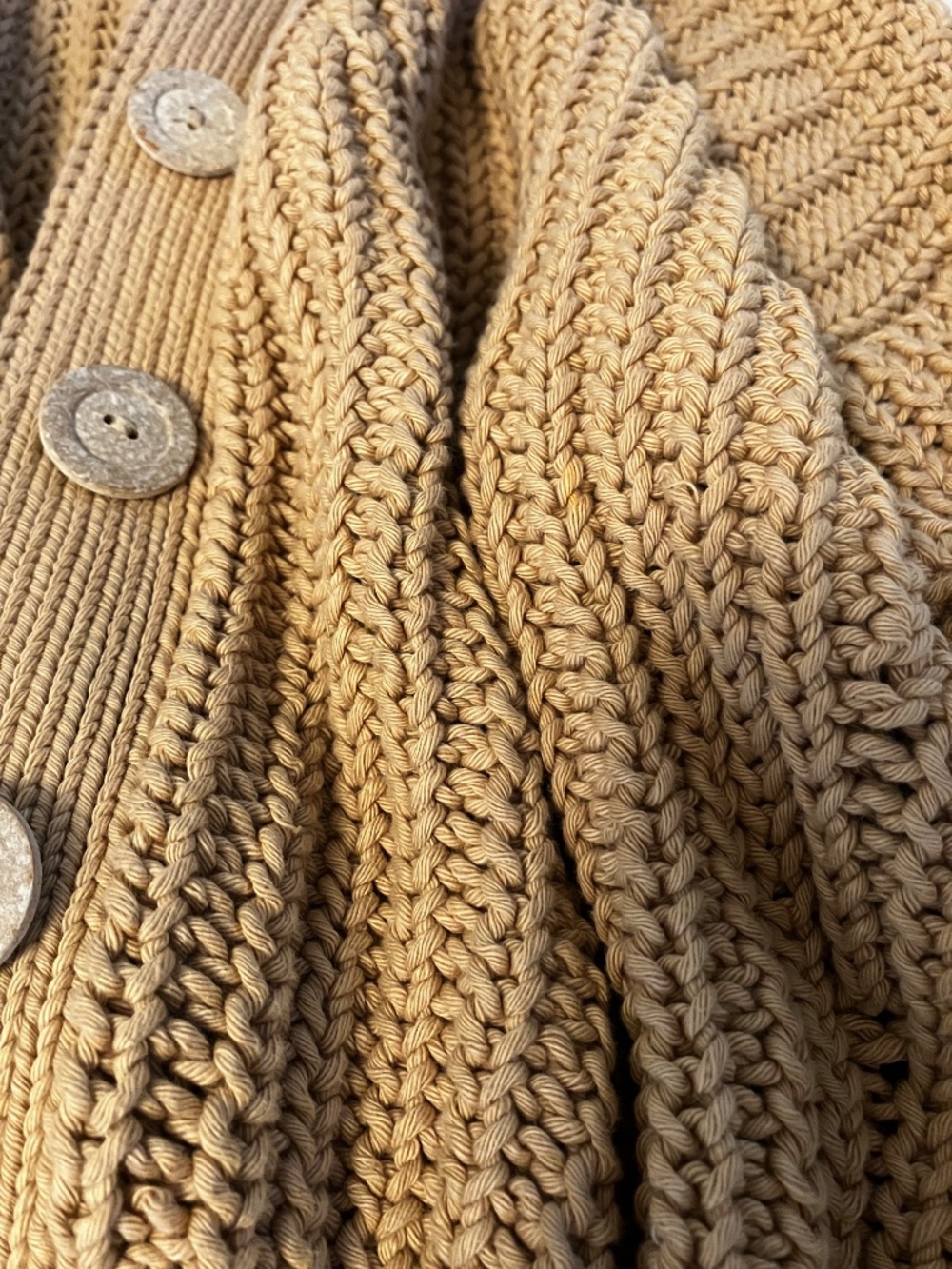 Babaa Cardigan 18 - Picture 2 of 4
